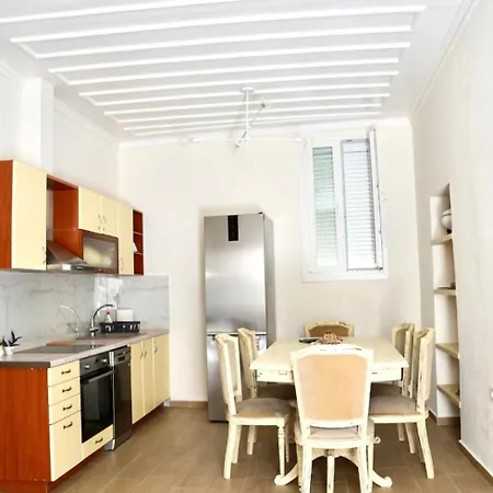 Apartamento Large In *